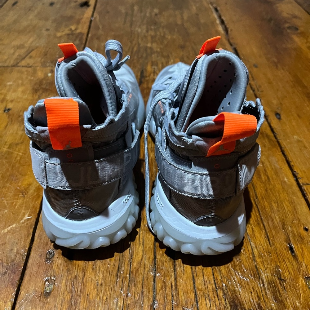 Jordan Jumpman Proto React Wolf Grey - image 3